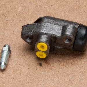 Front Wheel Cylinder (right hand)