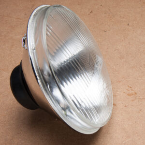 Halogen Headlamp Flat Glass Type – RHD (LL18  bulb not included)
