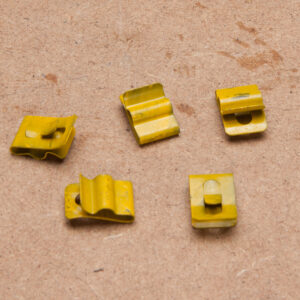Single 5/16″ Fuel Pipe to Body Clip (pack of 5)