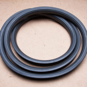 Rear Windscreen Rubber (saloon)
