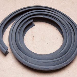 Door seal – upper half (per door, per piece)